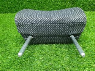 Подголовник задний Passat 1993г B3 ABS 1.8л