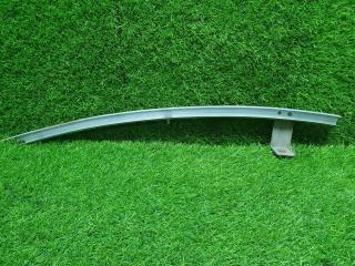 Фото запчасти направляющая стекла двери передняя правая Kia Spectra 2009 Б/У запчасть Запчасть направляющая стекла двери передняя правая Kia Spectra 2009