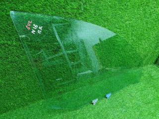 Стекло двери переднее правое Nissan Almera 2004