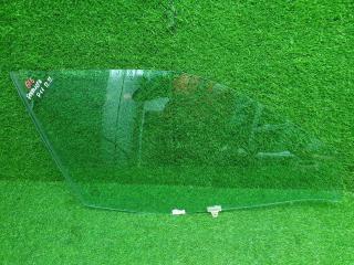 Стекло двери переднее правое Nissan Primera 2000