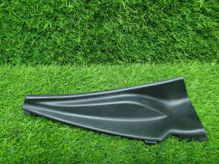 Запчасть накладка петли капота передняя правая Nissan Almera 2015