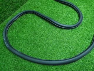 Уплотнительная резинка проема двери передняя правая Polo 6 2021 AW1 CWVA 1.6л