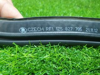 Уплотнительная резинка багажника Octavia 2 A5 2012 1Z3 CDAB 1.8tfsi
