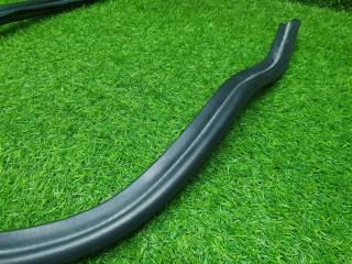 Уплотнительная резинка капота Polo 5 2019 614 604 6C1 CWVA 1.6л