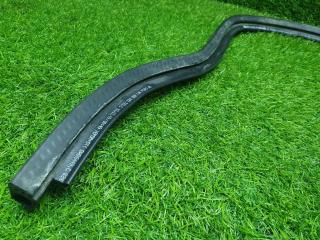 Уплотнительная резинка капота Polo 5 2019 614 604 6C1 CWVA 1.6л