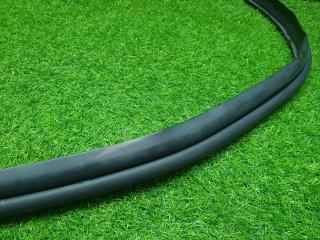 Уплотнительная резинка крыши левая Sandero 2 2015 5S K7M 812 1.5л