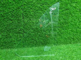 Запчасть стекло кузовное глухое заднее правое ГАЗ Волга