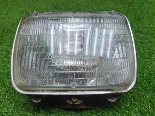 Запчасть фара передняя правая Isuzu Fargo 1992