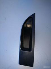 Запчасть кнопка стеклоподъемника задняя Opel Astra