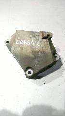 Фото запчасти кронштейн двигателя правый Opel Corsa Б/У запчасть Запчасть кронштейн двигателя правый Opel Corsa