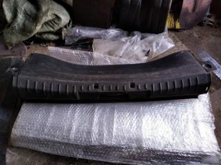 Фото запчасти накладка панели задняя Ford Focus 2 Б/У запчасть Запчасть накладка панели задняя Ford Focus 2