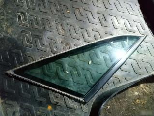Запчасть форточка задняя правая Audi 80