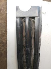 Решетка радиатора Land Rover Discovery 3