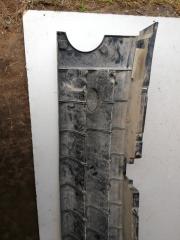 Решетка радиатора Discovery 2008 3