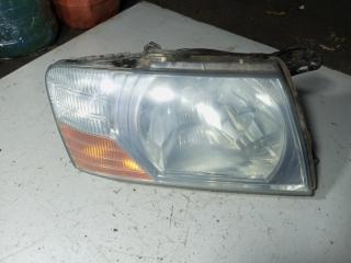 Фара правая Mitsubishi Pajero 2003