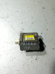 Запчасть датчик удара правый Mitsubishi Pajero 2003