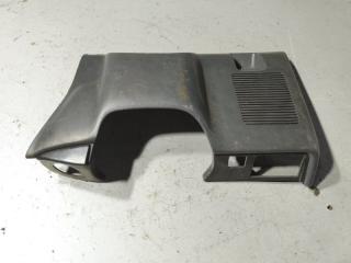 Запчасть накладка торпедо левая Toyota Hiace