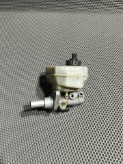 Главный тормозной цилиндр Volkswagen Passat Б/У Главный тормозной цилиндр Volkswagen Passat