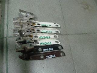 Запчасть петля капота правая AUDI A80 B3 1987-1992 893 893823302A Б/У Петля капота правая AUDI A80 B3 1987-1992 893 893823302A Б/У
