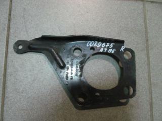 Запчасть кронштейн Audi A4