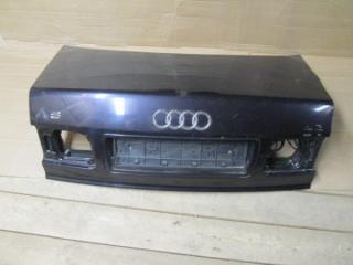 Запчасть крышка багажника Audi A8