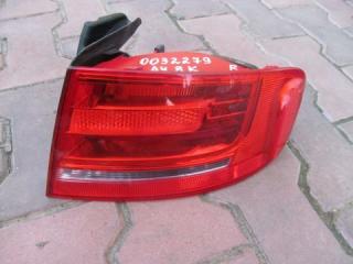 Фонарь задний правый Audi A4