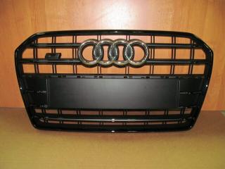 Решетка радиатора Audi S6