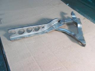 Петля капота правая Octavia A5 2004-2013