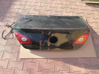 Крышка багажника Volkswagen Passat Б/У Крышка багажника Volkswagen Passat