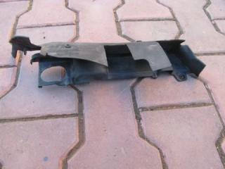 Запчасть пыльник радиатора левый Audi A4