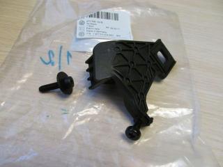 Запчасть крепление фары правое Audi A5