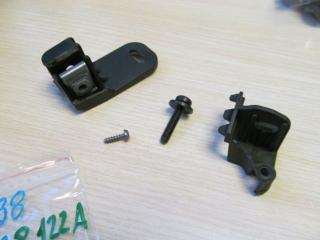 Крепление фары правое Audi A5 8T 2008-2016 8T0998122A новая