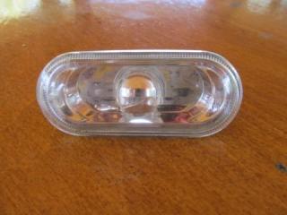 Фото запчасти повторитель поворота VW PASSAT Б/У запчасть Запчасть повторитель поворота VW PASSAT