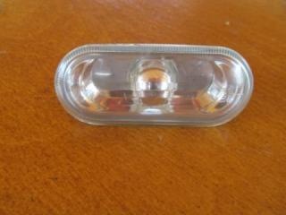 Фото запчасти повторитель поворота VW PASSAT Б/У запчасть Запчасть повторитель поворота VW PASSAT