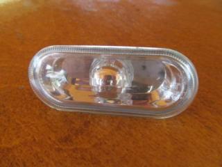 Фото запчасти повторитель поворота VW GOLF Б/У запчасть Запчасть повторитель поворота VW GOLF