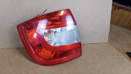 Фонарь левый Skoda Rapid