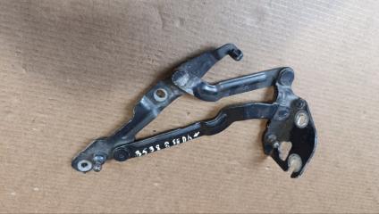 Фото запчасти петля багажника правая Audi A4 Б/У запчасть Запчасть петля багажника правая Audi A4