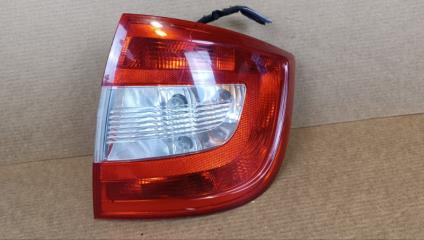 Фонарь задний правый Skoda Rapid