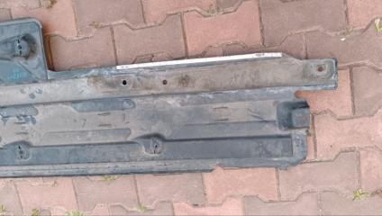 Защита правая C204 2013 СЕДАН