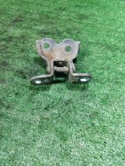 Петля двери передняя левая Hyundai Getz Рестайлинг 1.4