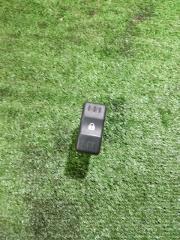 Фото запчасти кнопка центрального замка Renault logan Б/У запчасть Запчасть кнопка центрального замка Renault logan