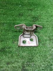 Петля двери Renault logan