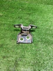 Петля двери Renault logan