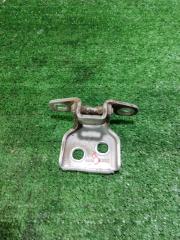 Петля двери Renault logan