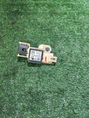 Запчасть датчик air bag Opel Astra H