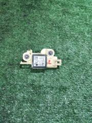 Запчасть датчик air bag Opel Astra H