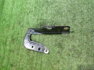 Запчасть петля капота левая Porsche Cayenne 2006