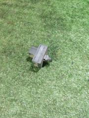 Фото запчасти кнопка стеклоподъемника Jeep Grand Cherokee 2002 Б/У запчасть Запчасть кнопка стеклоподъемника Jeep Grand Cherokee 2002