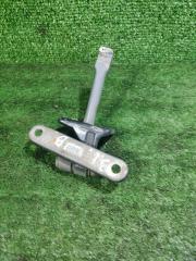 Запчасть петля двери задняя левая Mercedes Benz