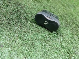 Фото запчасти кнопка стеклоподъемника Nissan Almera 2015 Б/У запчасть Запчасть кнопка стеклоподъемника Nissan Almera 2015